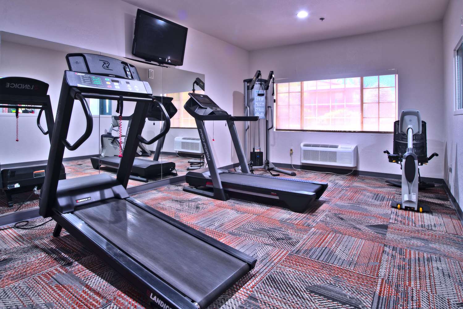 Comfort Inn and Suites Sierra Vista Near Ft Huachuca 9/19