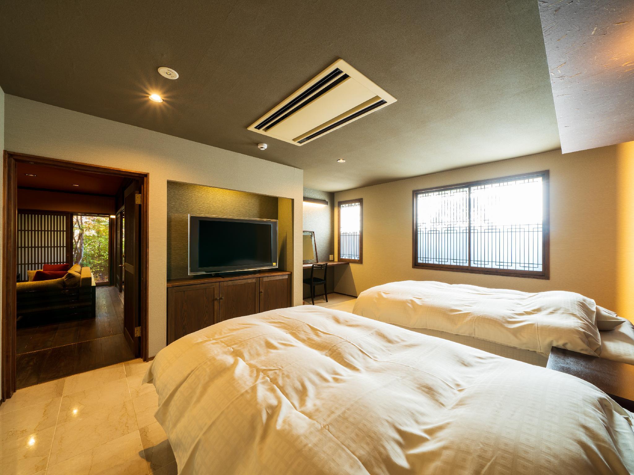 Japanese Western, Exclusive, Yuz, Hot Spring Bath