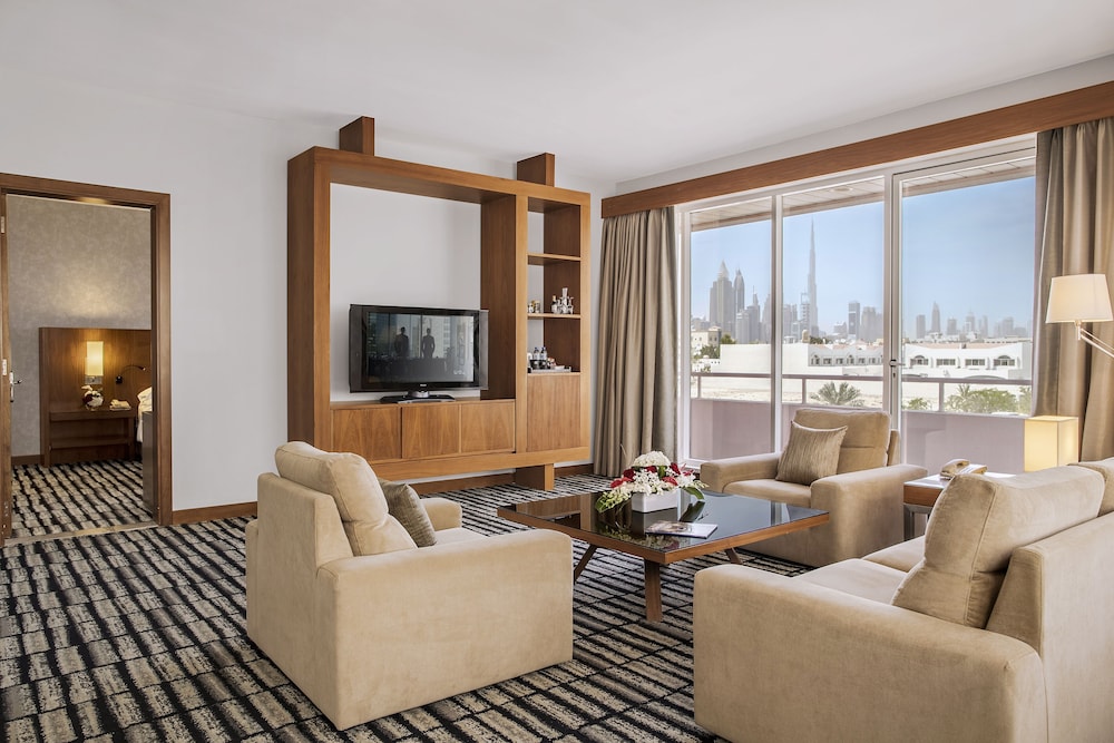 Jumeira Rotana Hotel 49/67