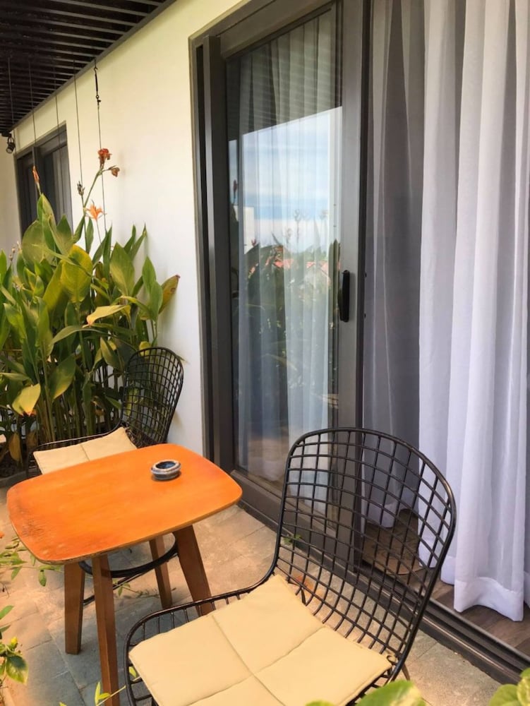 John Boutique Villa 35/68