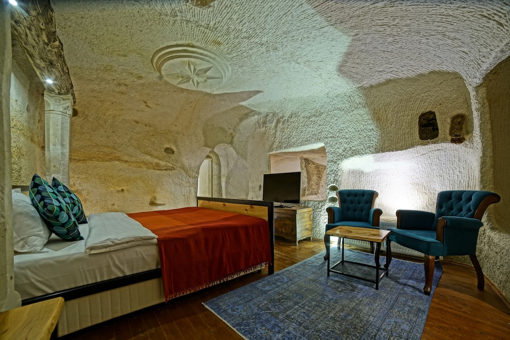 Taru Cave Suites 9/50