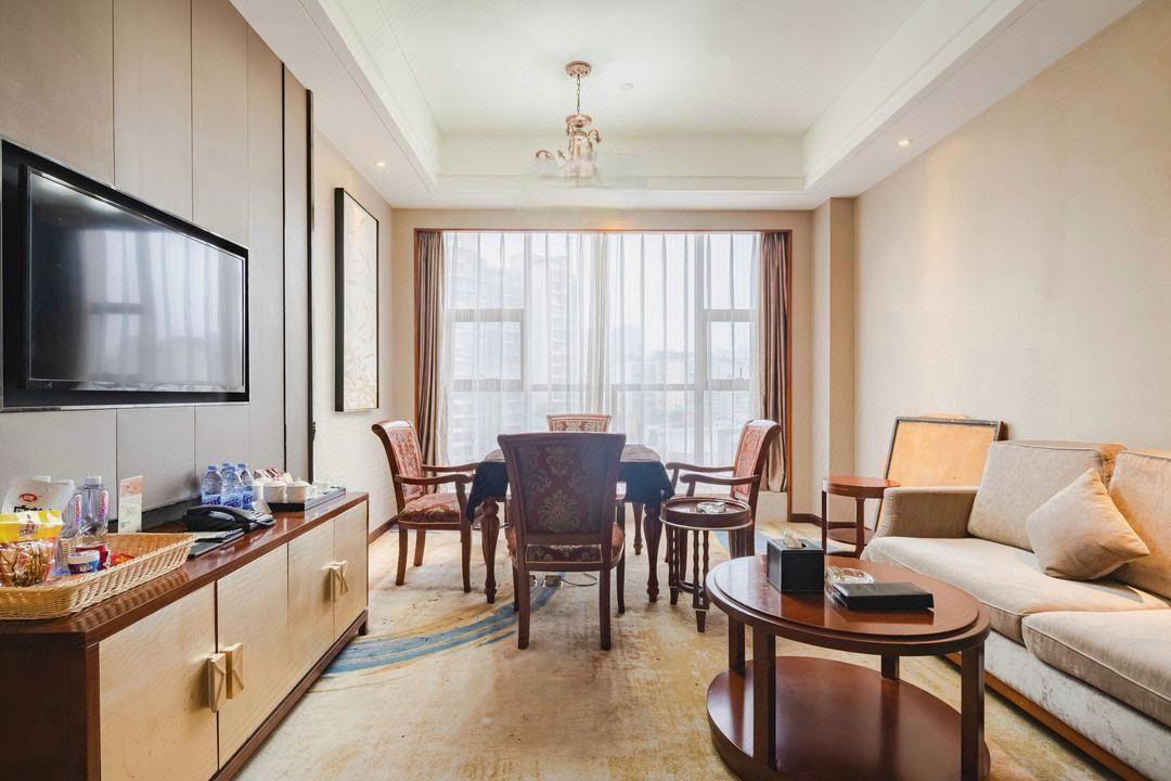 Jin Hong Hotel 19/27