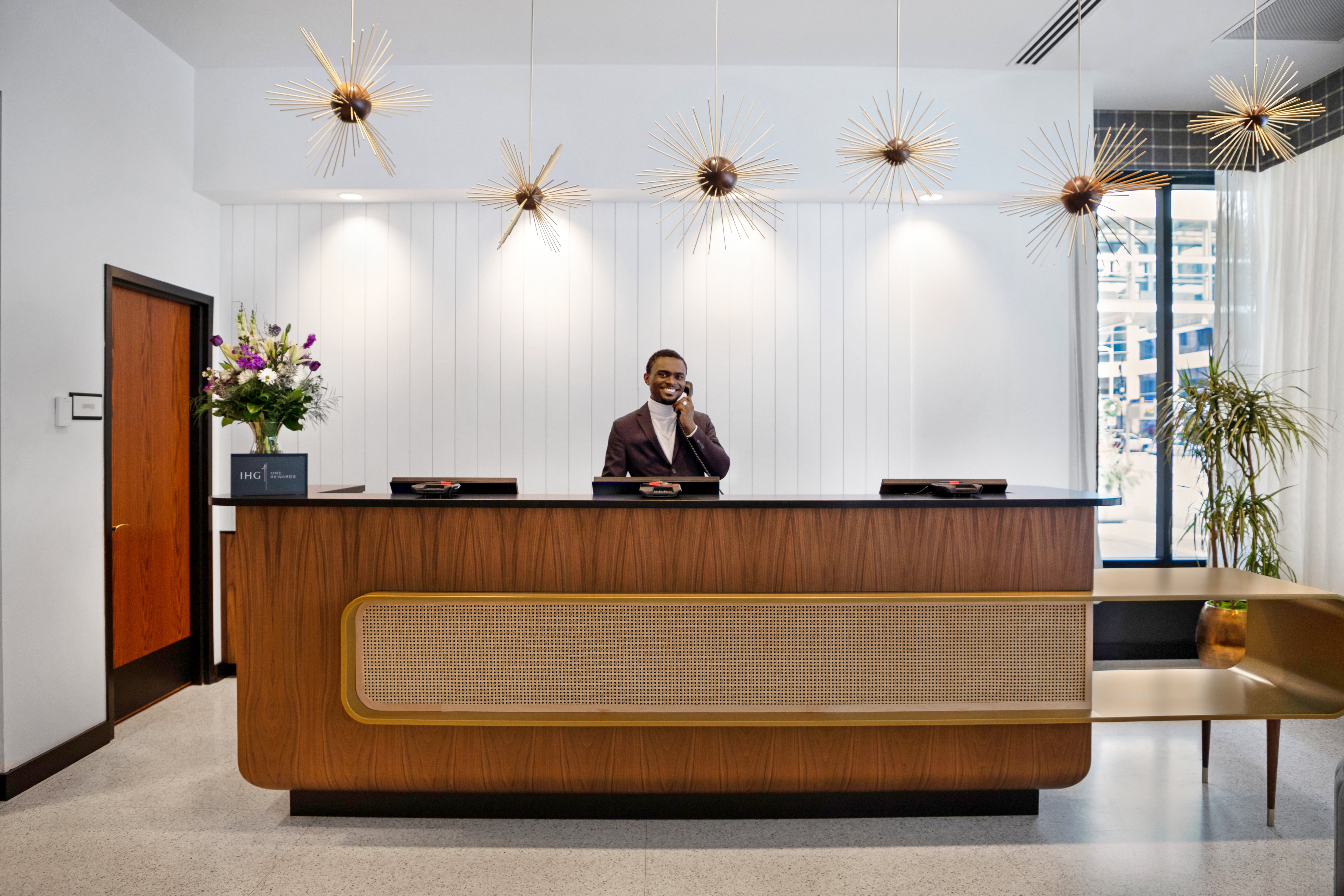 Hotel Indigo Minneapolis Downtown An Ihg Hotel Ex Crowne Plaza 14/66