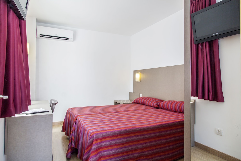 Hotel Montesol 24/64