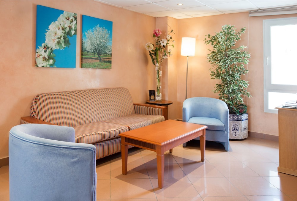 Hostal Residencia Sutimar 42/51