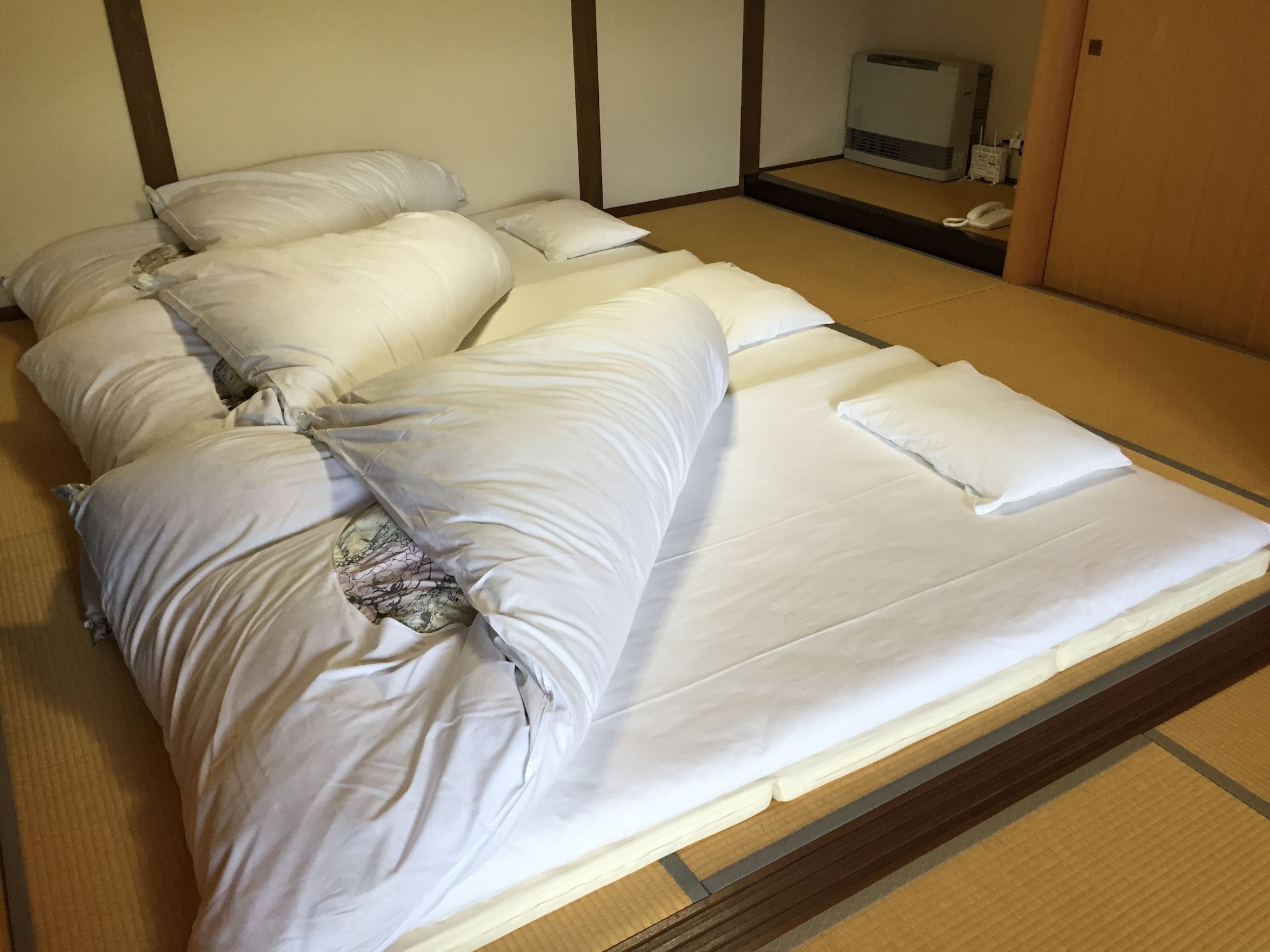 Japanese, Superior, Flat, 4 Futon Beds