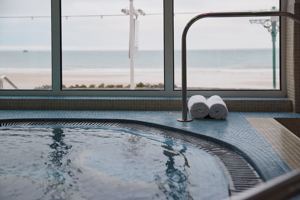 L Horizon Beach Hotel And Spa 31/63