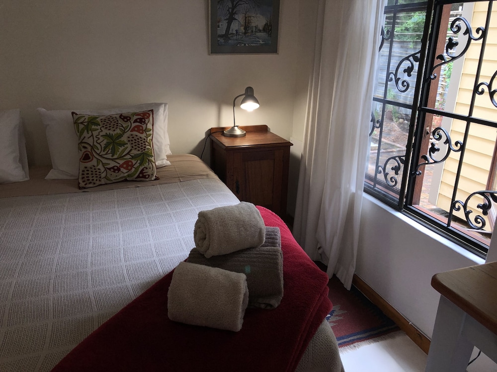 10 Alexander B&B 20/50