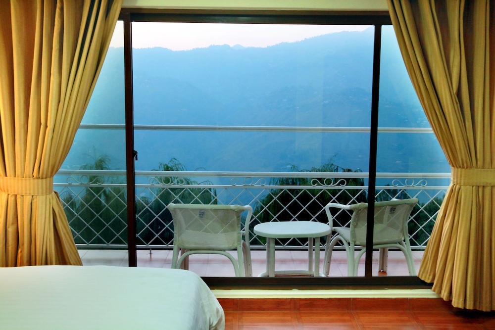 Hotel One Bhurban. 27/45