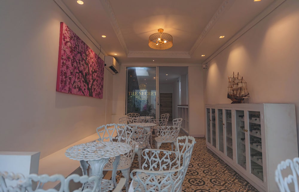Ataraxy Hotel Boutique 32/50