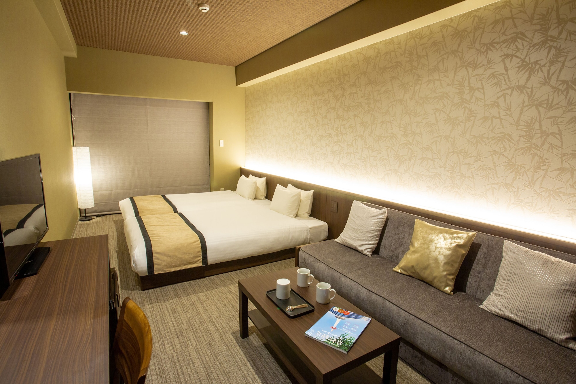 CONNECTING, SUPERIOR, TWIN BEDS, SOFA