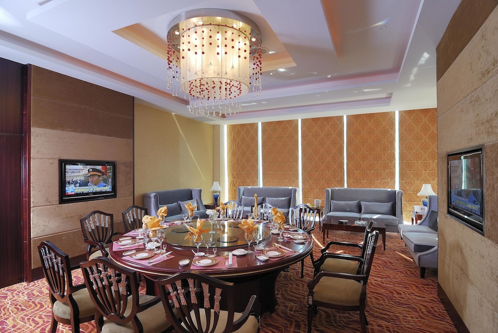 Poly Hotel Wuhan(Formely Poly White Rose Hotel) 20/31