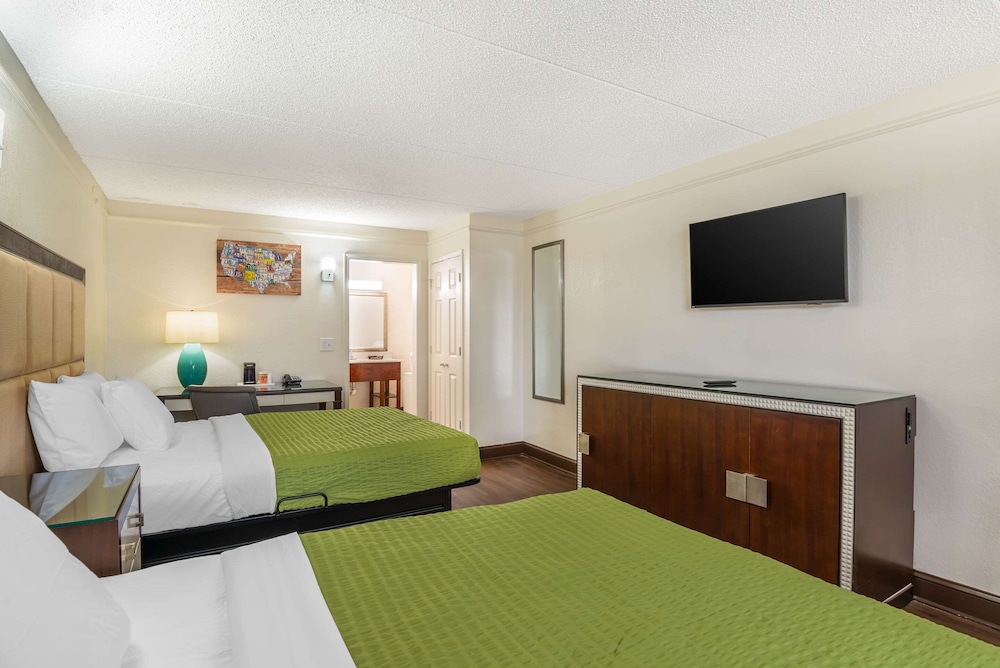 غرفة قياسية بسريرين مزدوجين للمدخنين، Econo Lodge Richmond-North Chesterfield 2/5
