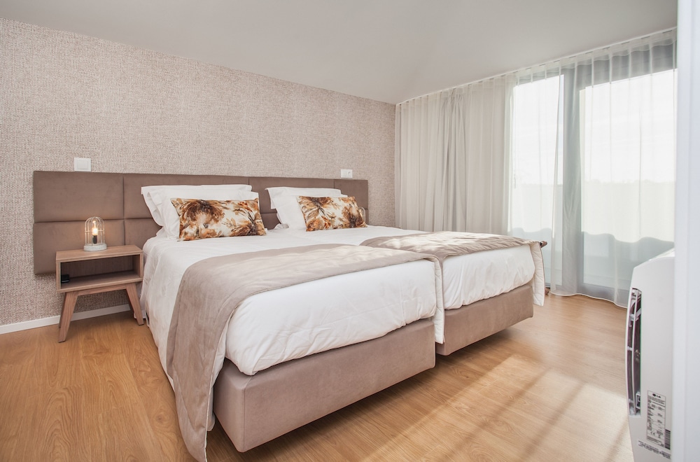Essence Inn Marianos 16/67