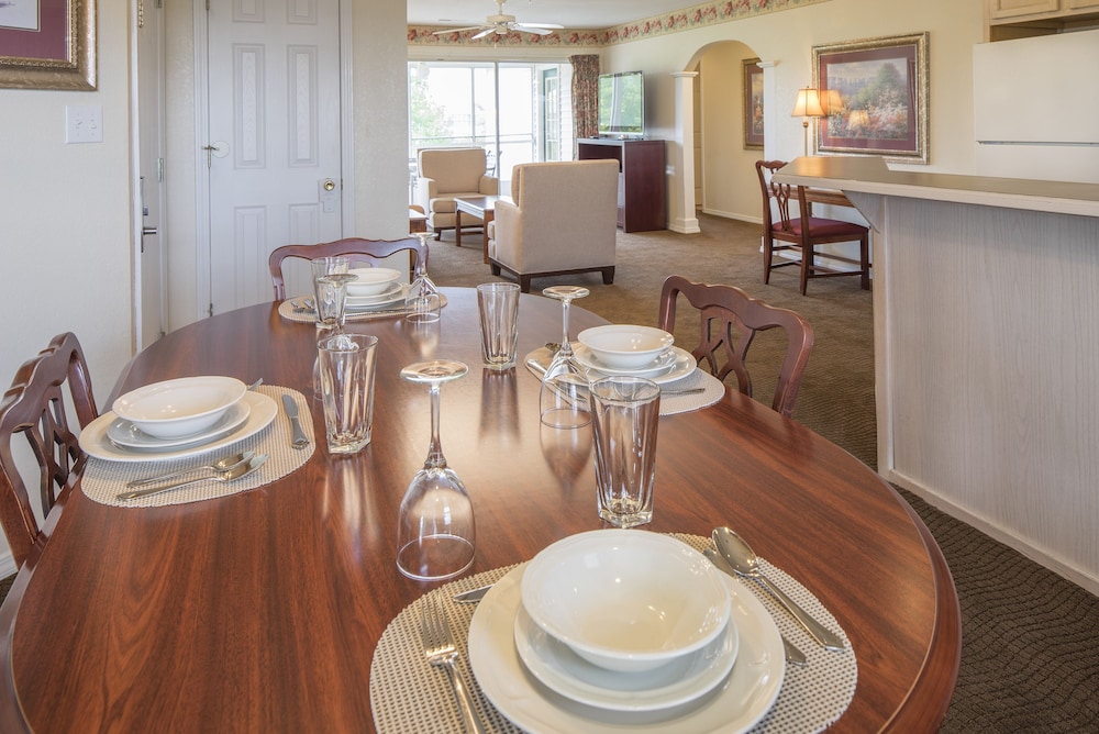 The Suites At Fall Creek 25/49