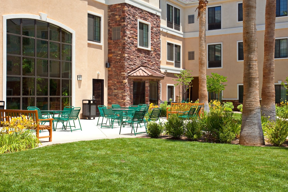 Staybridge Suites Palmdale 5/43