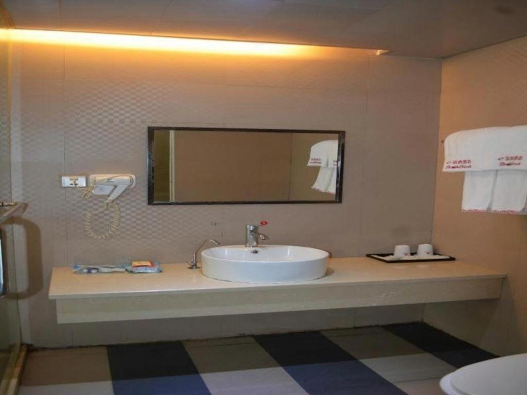 Shell Putian Hanjiang District Hanhua West Road Hotel 38/38