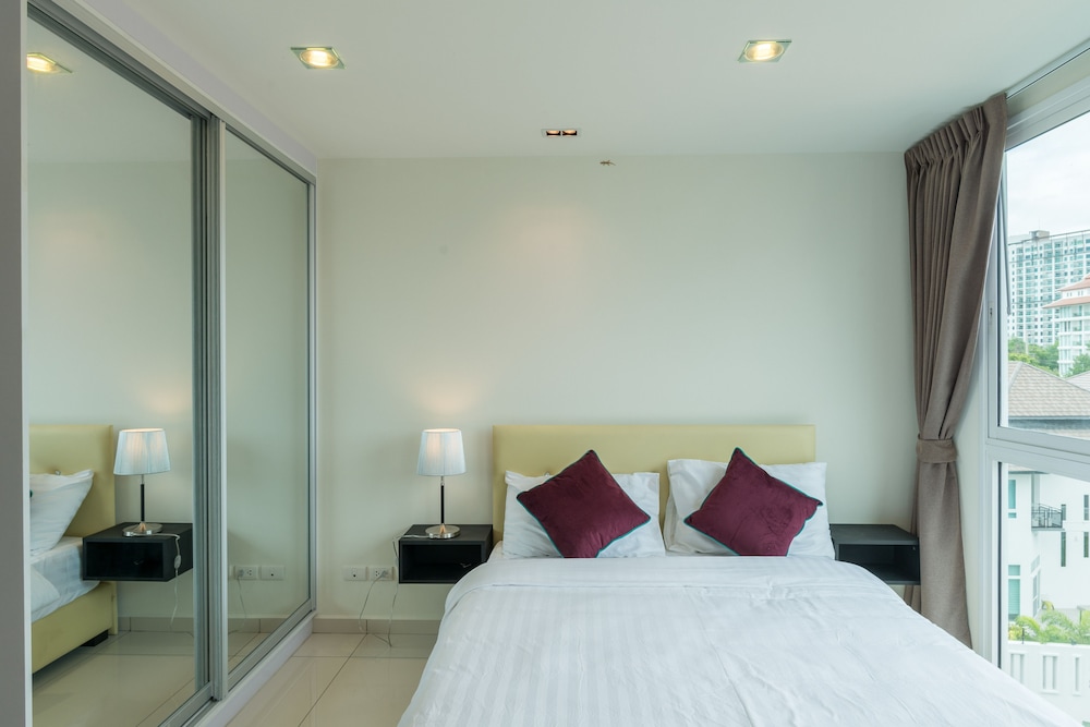Art On The Hill By Pattaya Sunny Rentals 15/46