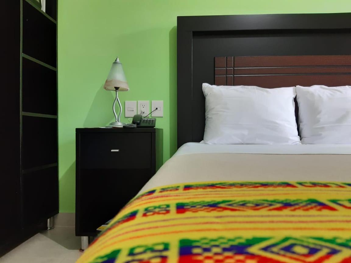 Hotel Parque Marimba 24/38