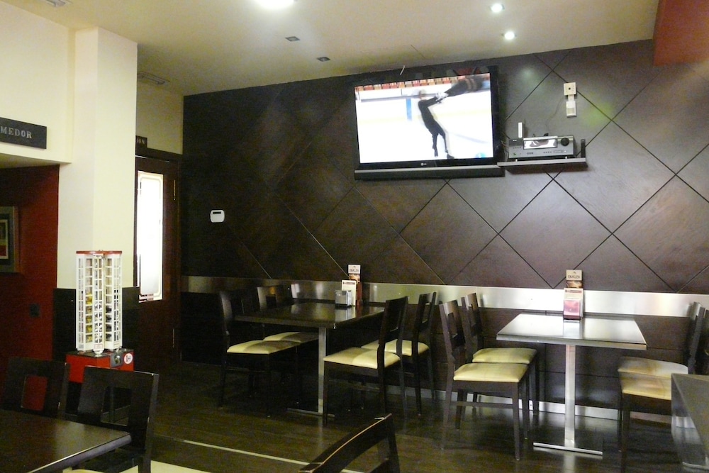 restaurant-cafeteria