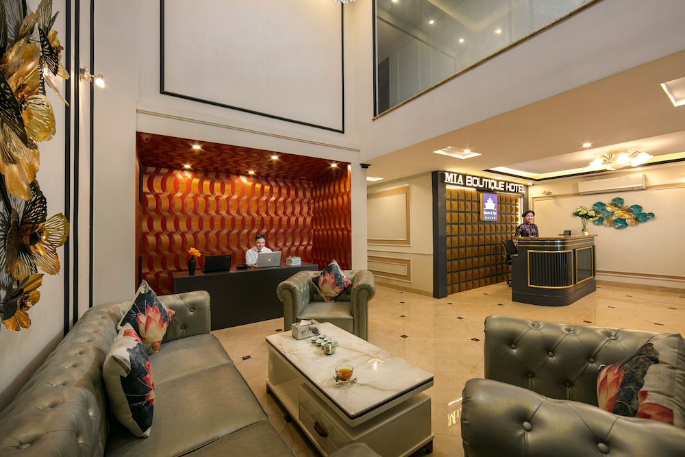 Mia Hotel 30/39