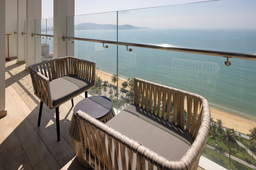 Anya Premier Beachfront Hotel Quy Nhon 46/50