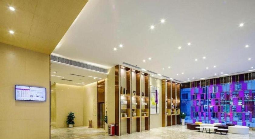 Lavande Hotel (Jiahe Wanggang Metro Station) 22/47