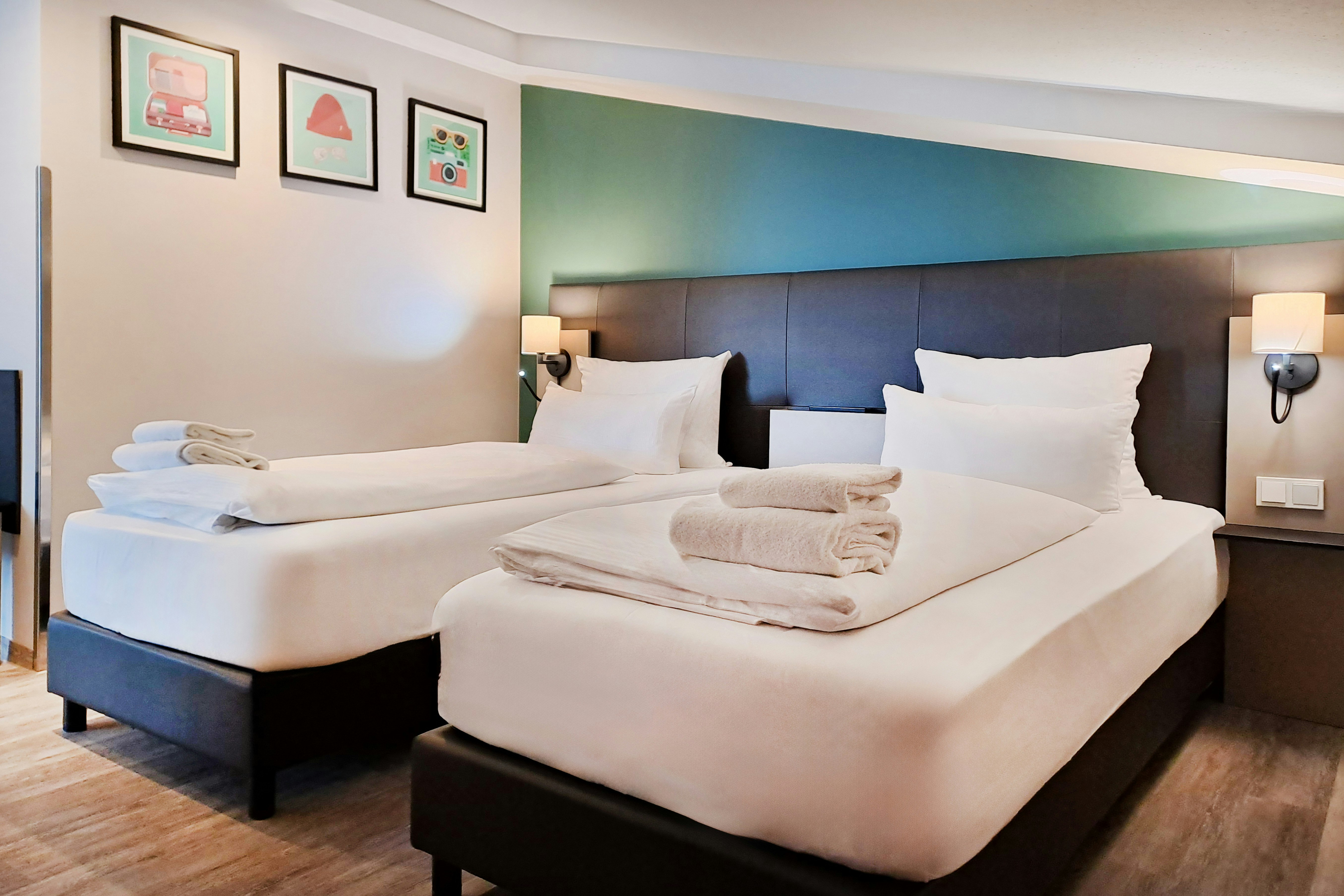 غرفة بريميوم بأربعة أسرّة، Select Hotel A1 Bremen 3/9