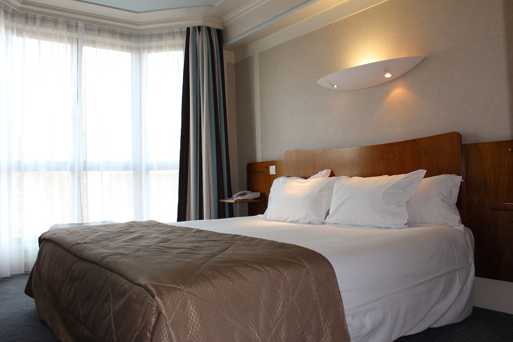 TRADITIONAL, DOUBLE BED