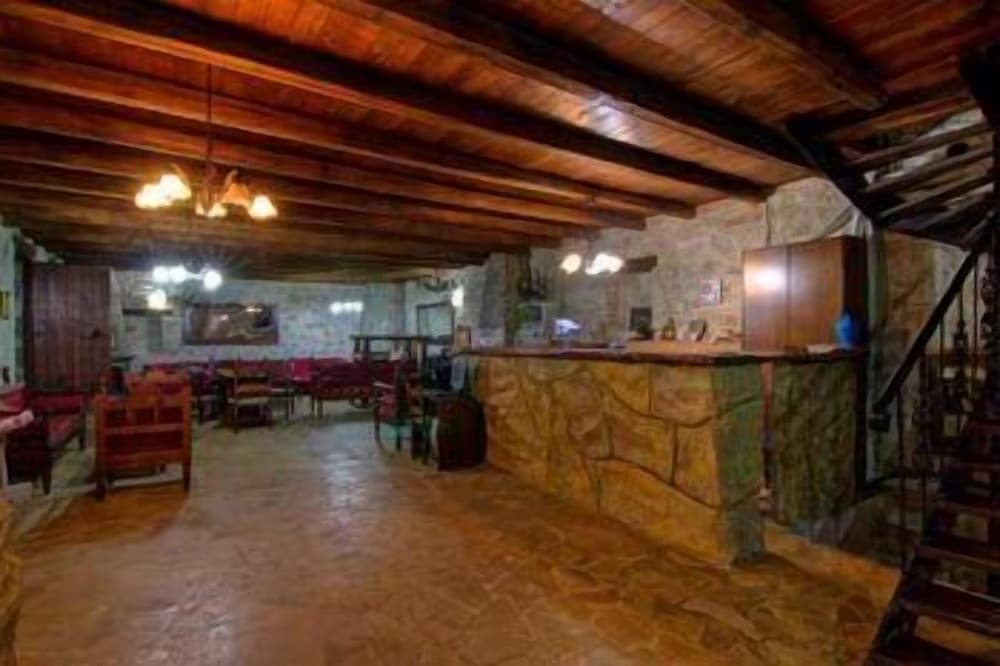 STONE VILLAGE 7/53