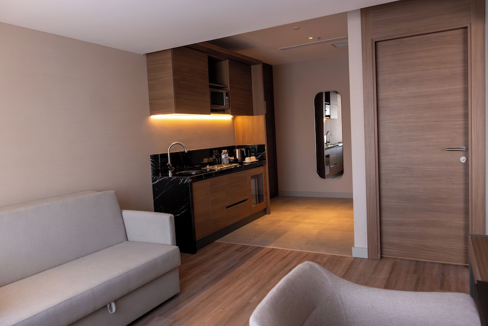 Ramada Encore by Wyndham Konya Karatay 42/60