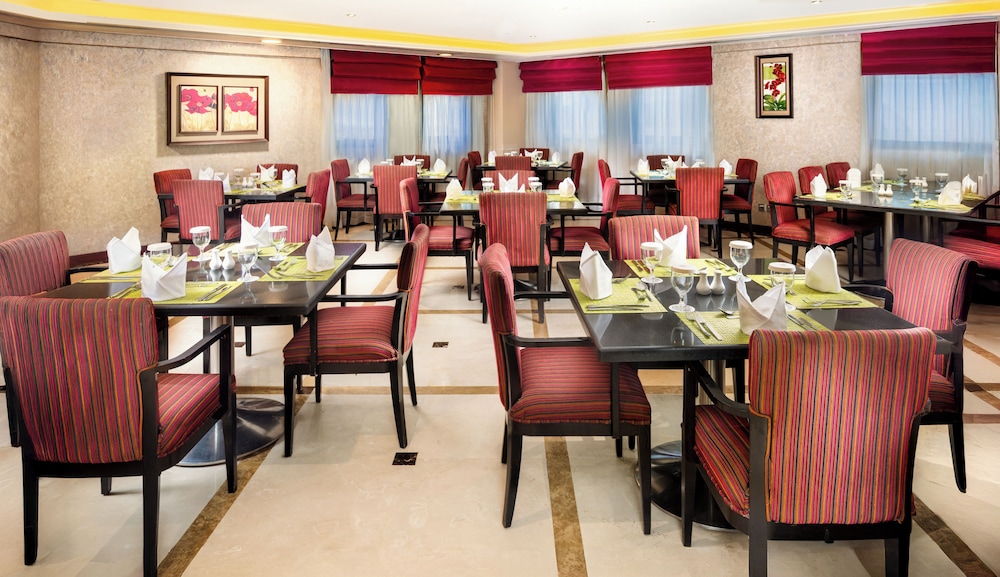 فندق العقيق المدينة(Millennium Al Aqeeq Hotel) 37/49