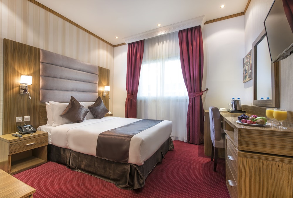 Royal Tulip Hotel 23/45