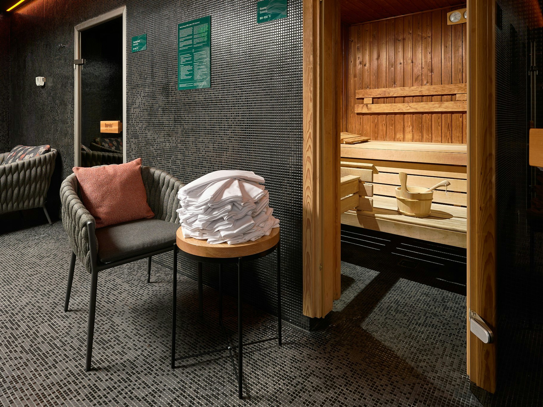 Verno House Budapest, Vignette Collection, an IHG Hotel 13/50