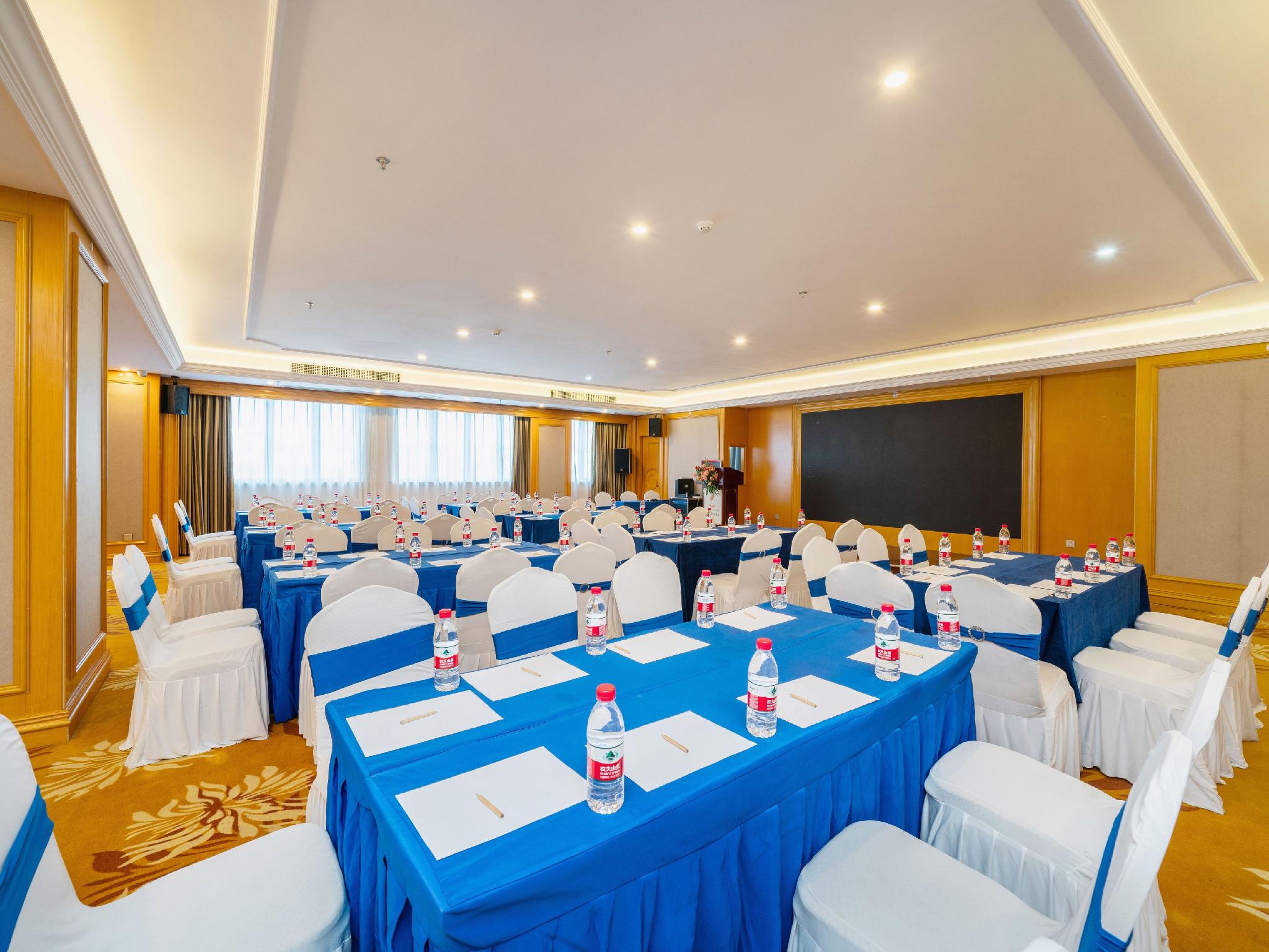 Venus International Hotel (Dongguan Songshan Lake Huawei University Store) 32/38