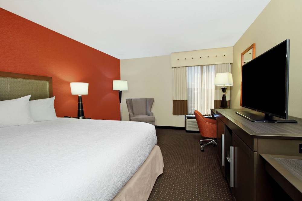 Hampton Inn Columbus-Airport 21/74