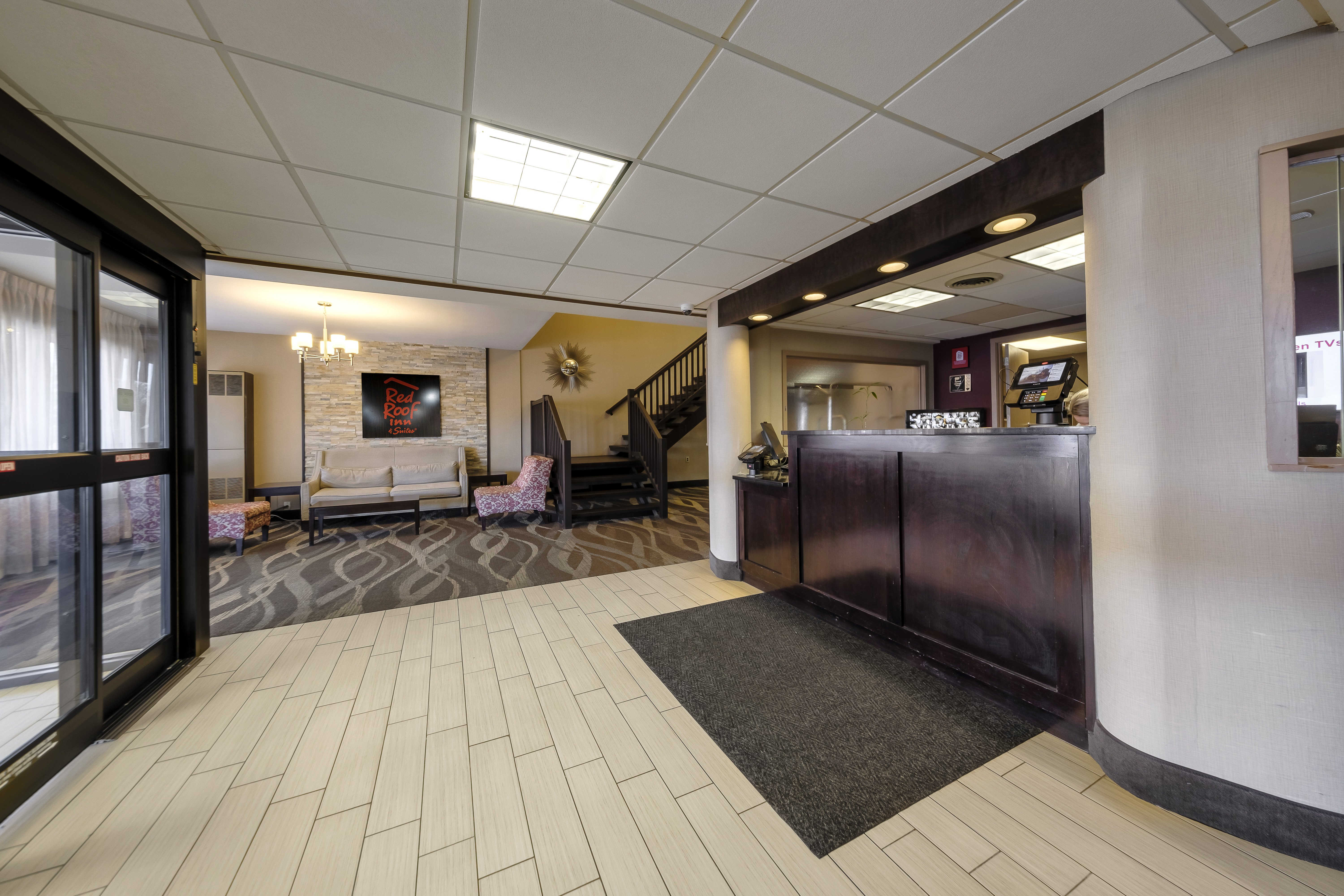 Red Roof Inn & Suites Newburgh - Stewart Airport/ West Point 3/20