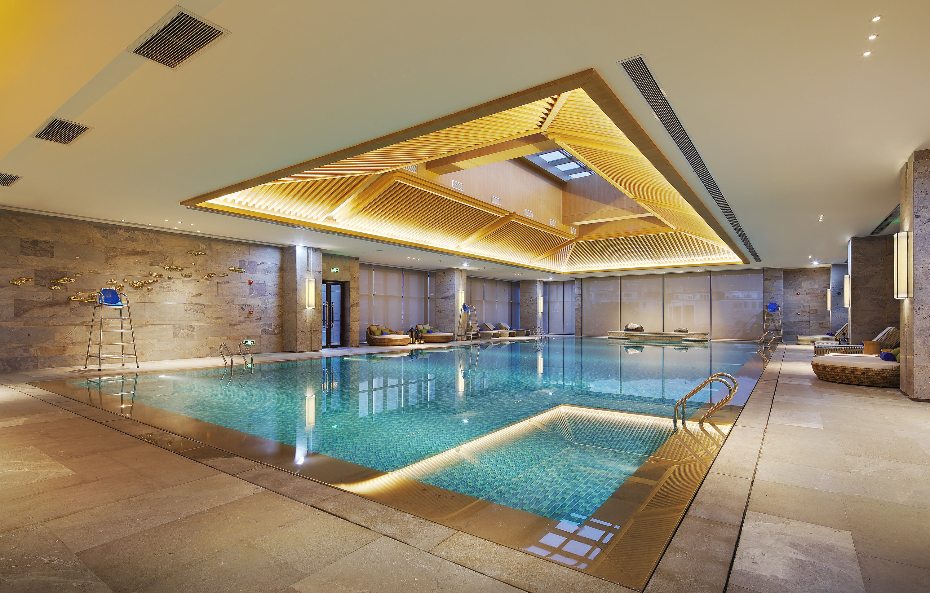 CROWNE PLAZA NANCHANG WANLI 30/50
