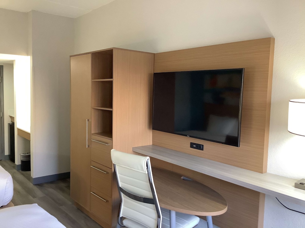 Best Western Plus Executive Hotel 22/37