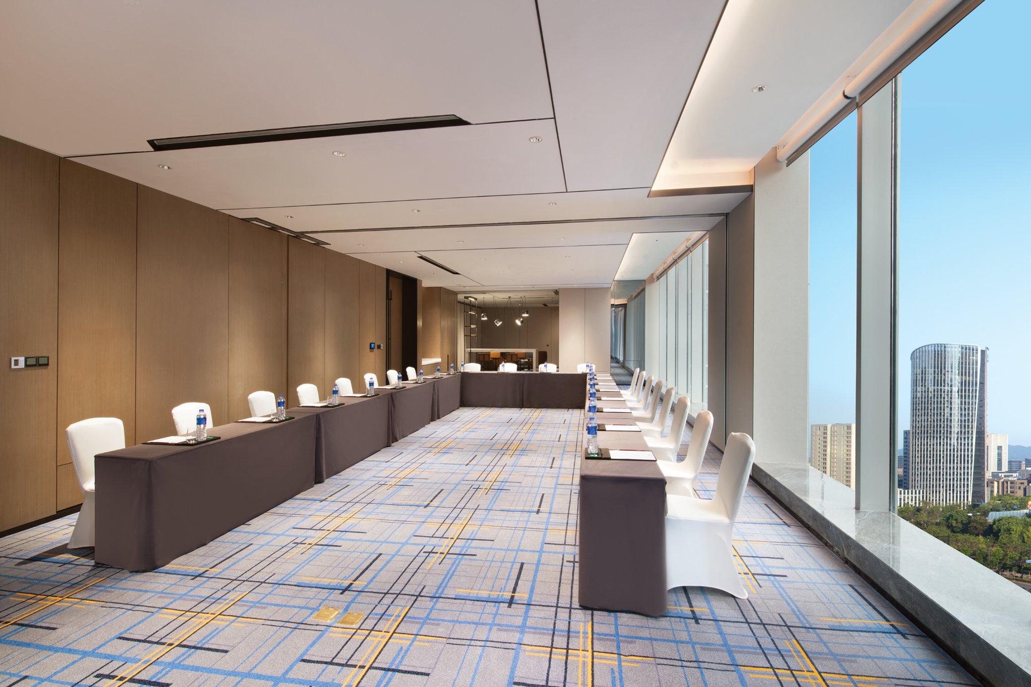 Crowne Plaza Hangzhou Science City 37/74