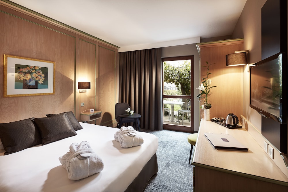 HOTEL L'EUROPE 34/75