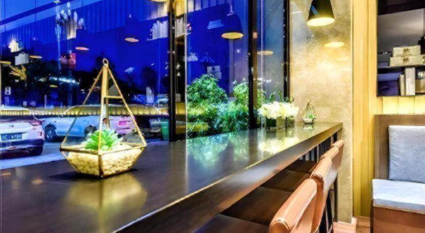 Echarm Hotel (Qianxi High Speed Railway Station) 24/36