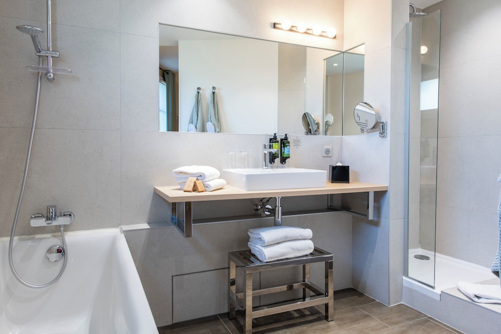 Boutique Hotel Cezanne 58/62