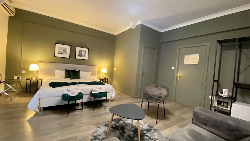 SLIEMA MARINA HOTEL 6/70