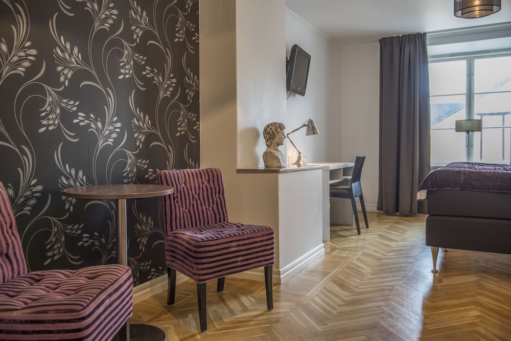Donners Hotell 20/25