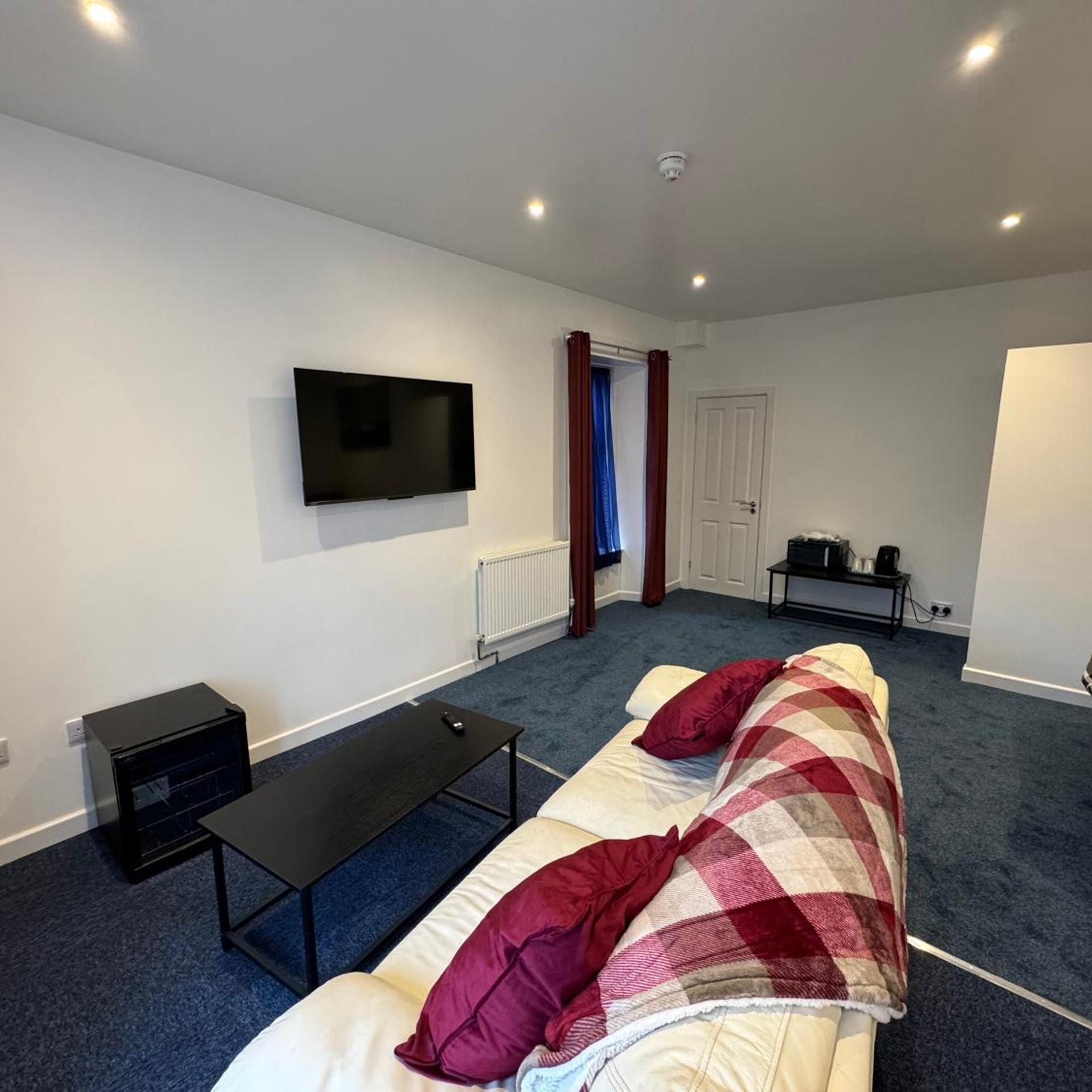 Grant Arms Hotel 19/50
