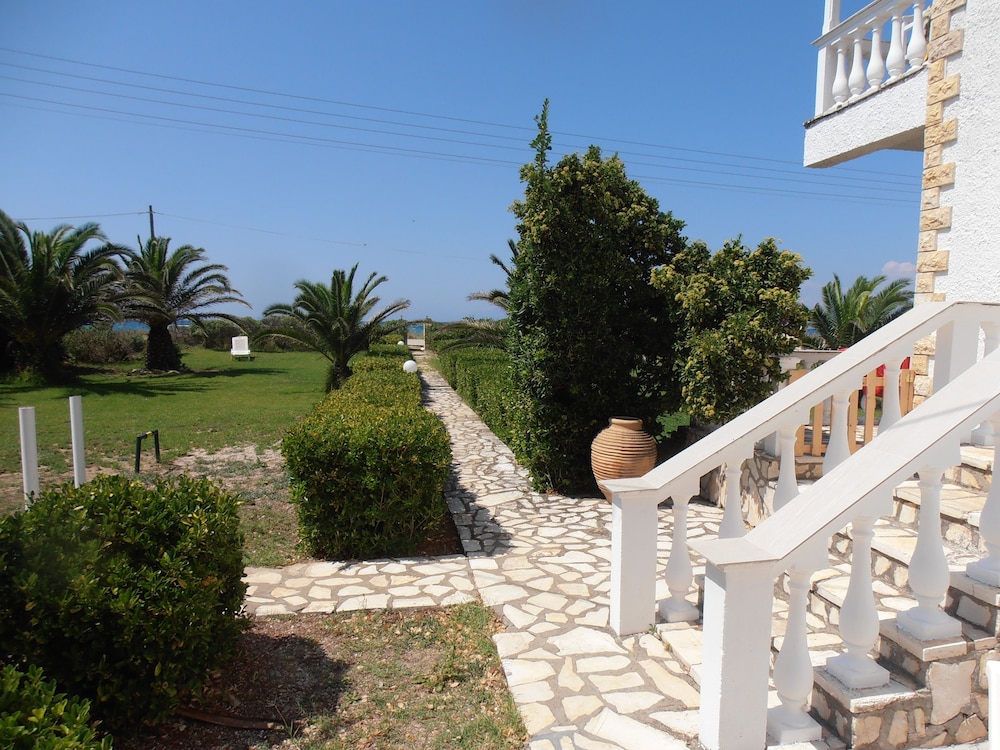 Elli Beach Apartments and Studios 41/50