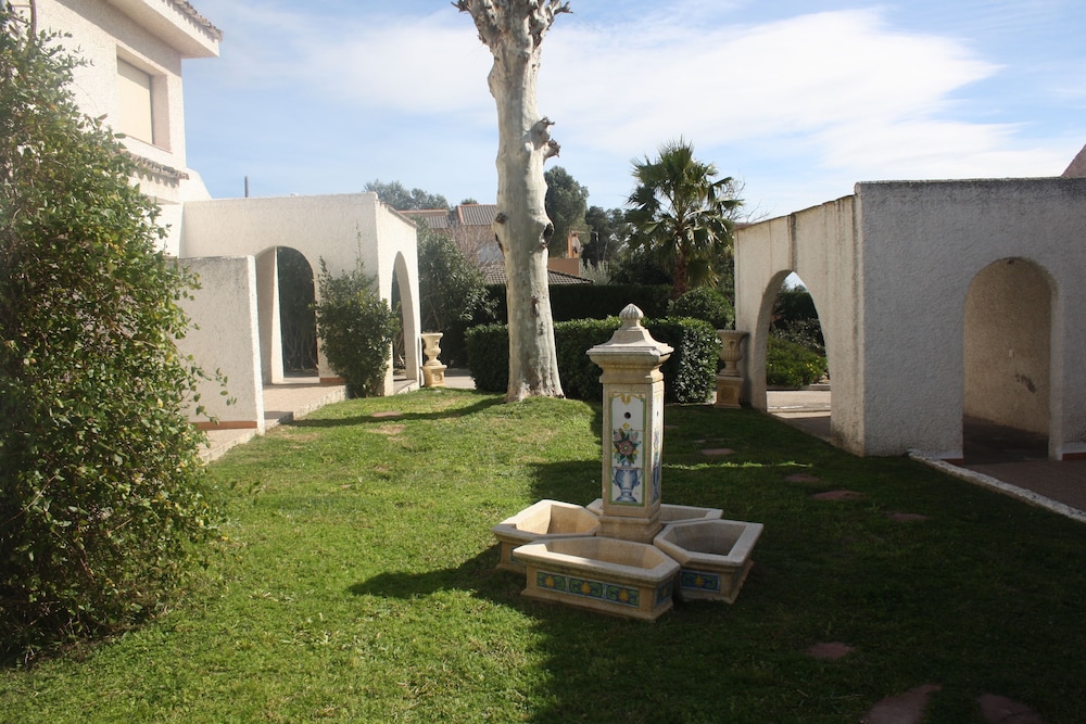 surroundings