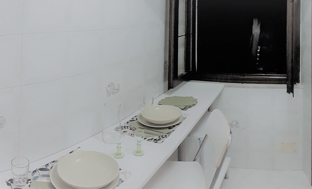 Rhome Sweet Rhome Suite 21/40