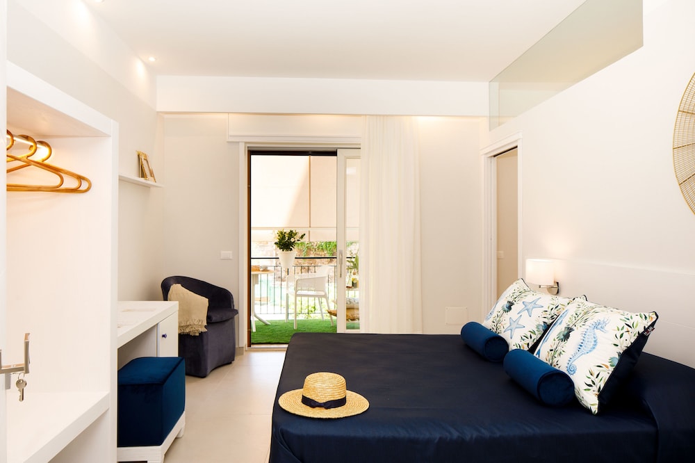 MelRose Sorrento 12/50
